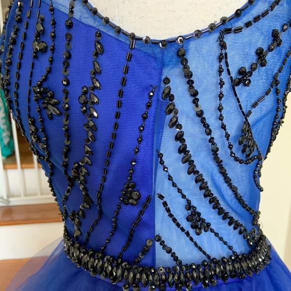 Mori Lee 33036 royal size 10 - Picture 4 of 6